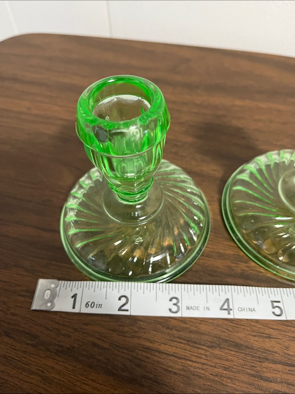 Vtg. Green depression candle holder set Uranium glass 3 1/2” Excellent - Picture 8 of 9